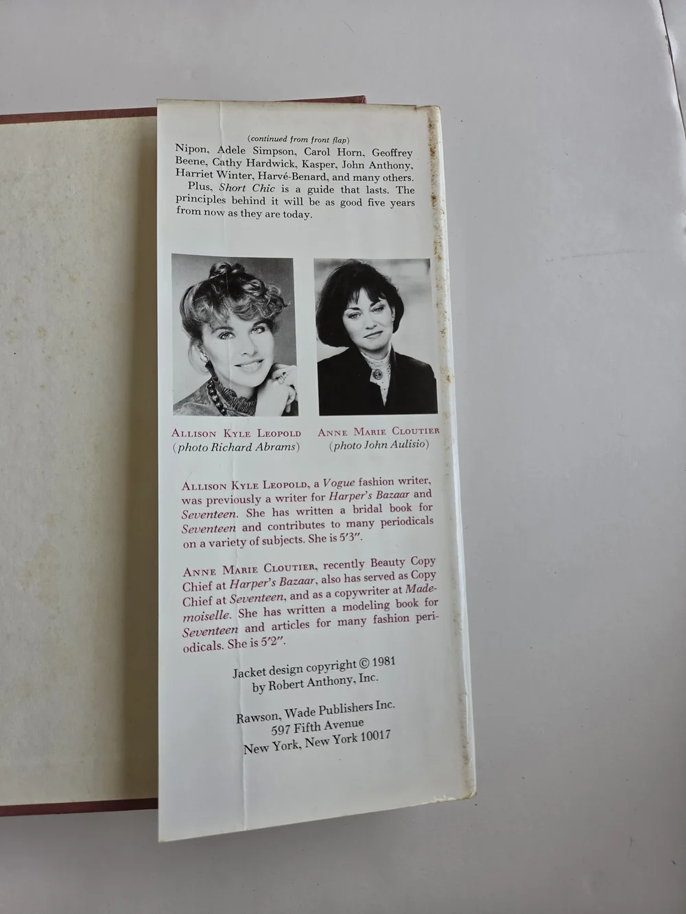 Short Chic by Allison Kyle Leopold & Ann Marie Cloutier – Hardcover